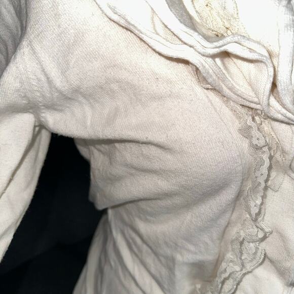 Y2k ruffle cream white cardigan sz L - Picture 3 of 7